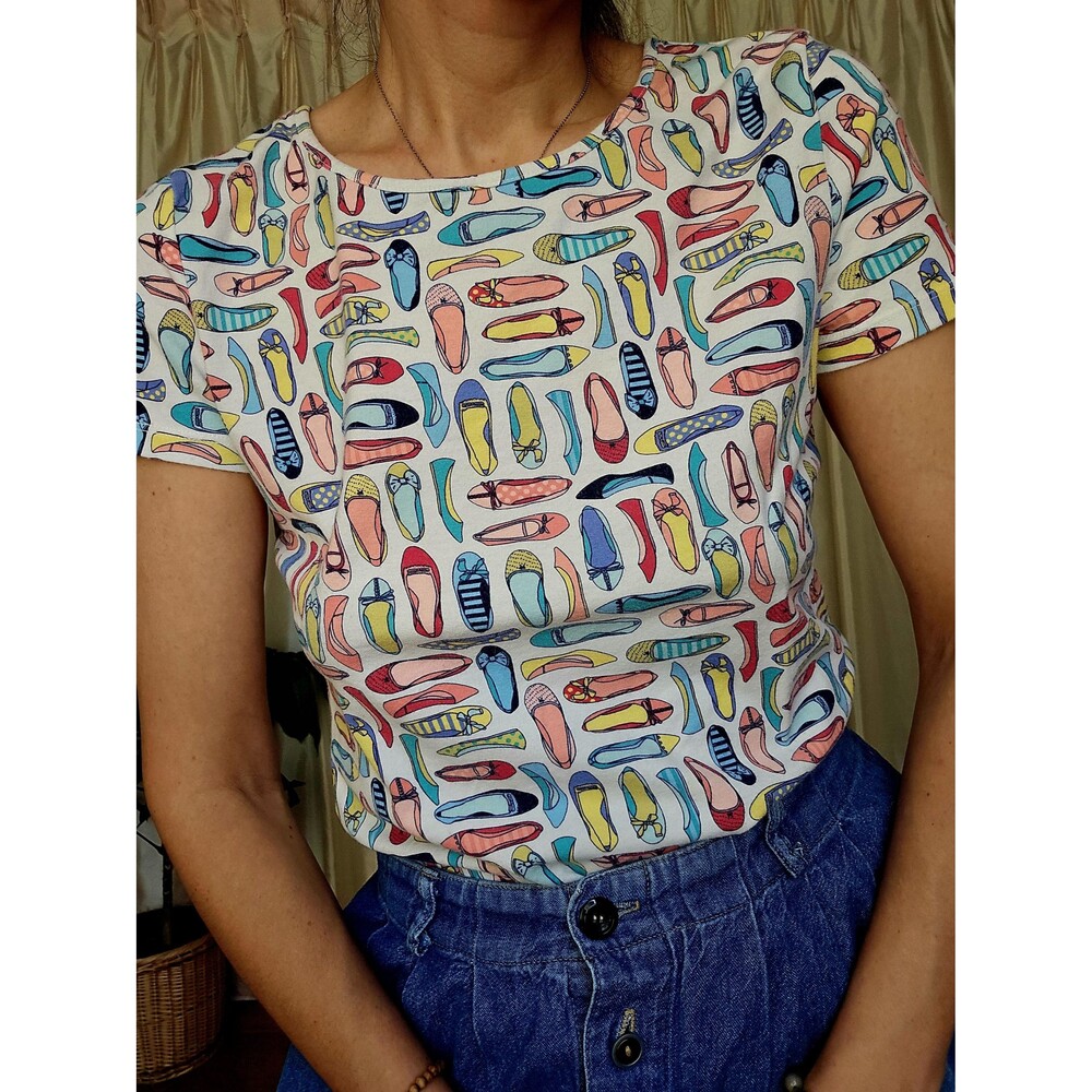 Vintage Ballet Flats Print Tee Colorful Fun Cute Top XS | S T-Shirt